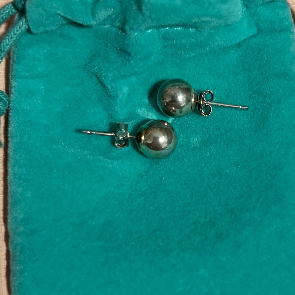 Ball Stud Earrings (8mm) -Brilliant Earth